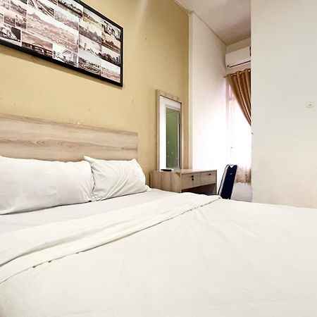 Reddoorz Near Underpass Simpang Patal Palembang Hotel Bagian luar foto