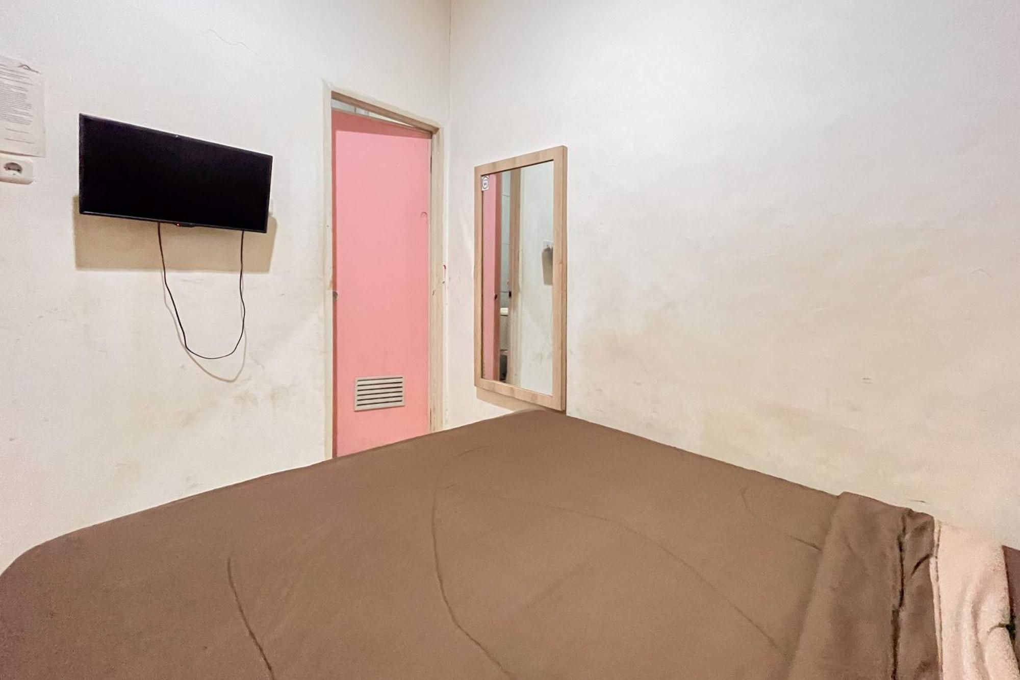 Reddoorz Near Underpass Simpang Patal Palembang Hotel Bagian luar foto